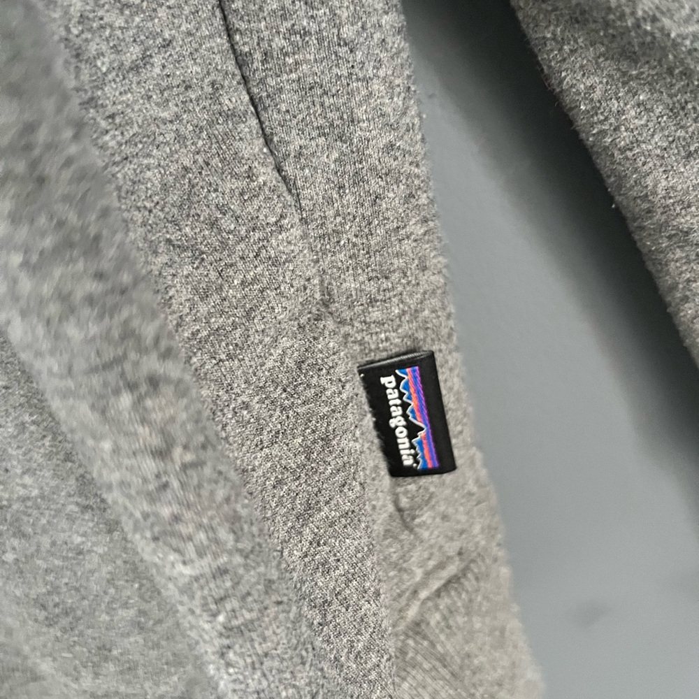 Patagonia Uprisal Crew Sweatshirt Mens Size L Jackson Hole Buffalo Logo Gray - Picture 5 of 5